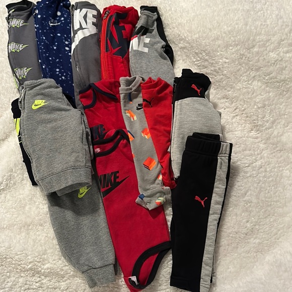 6-3 month Nike outfits 1 onesie 1 puma 3 piece 2-0-3 month onesies